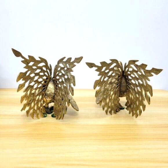 Vintage Solid Brass Pair of Fighting Cockerals Chicken Rooster Figurines - Picture 7 of 16